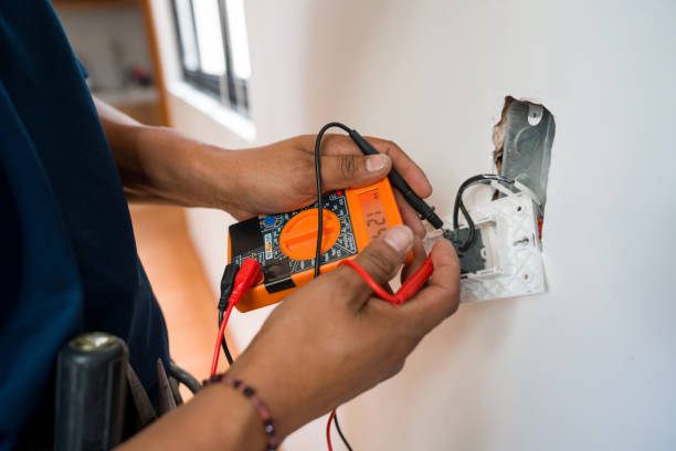 Best Circuit Breaker Repair  in Lake Lorraine, FL